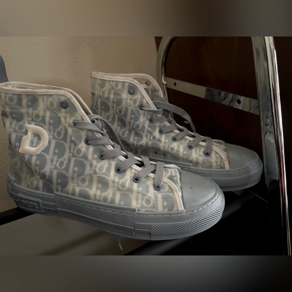 Dior Men’s Shoe Size 9
